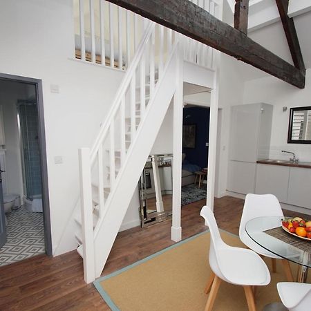 Loft Style Apartment For 4, 1 Broadhurst Court, Close To Town, Station & Hospital Στόκπορτ Εξωτερικό φωτογραφία