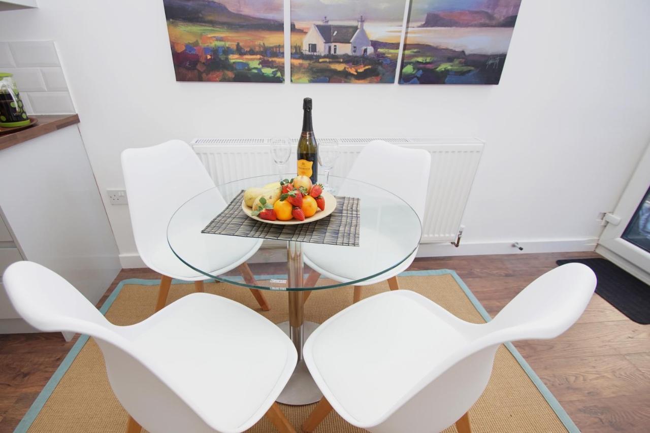 Loft Style Apartment For 4, 1 Broadhurst Court, Close To Town, Station & Hospital Στόκπορτ Εξωτερικό φωτογραφία