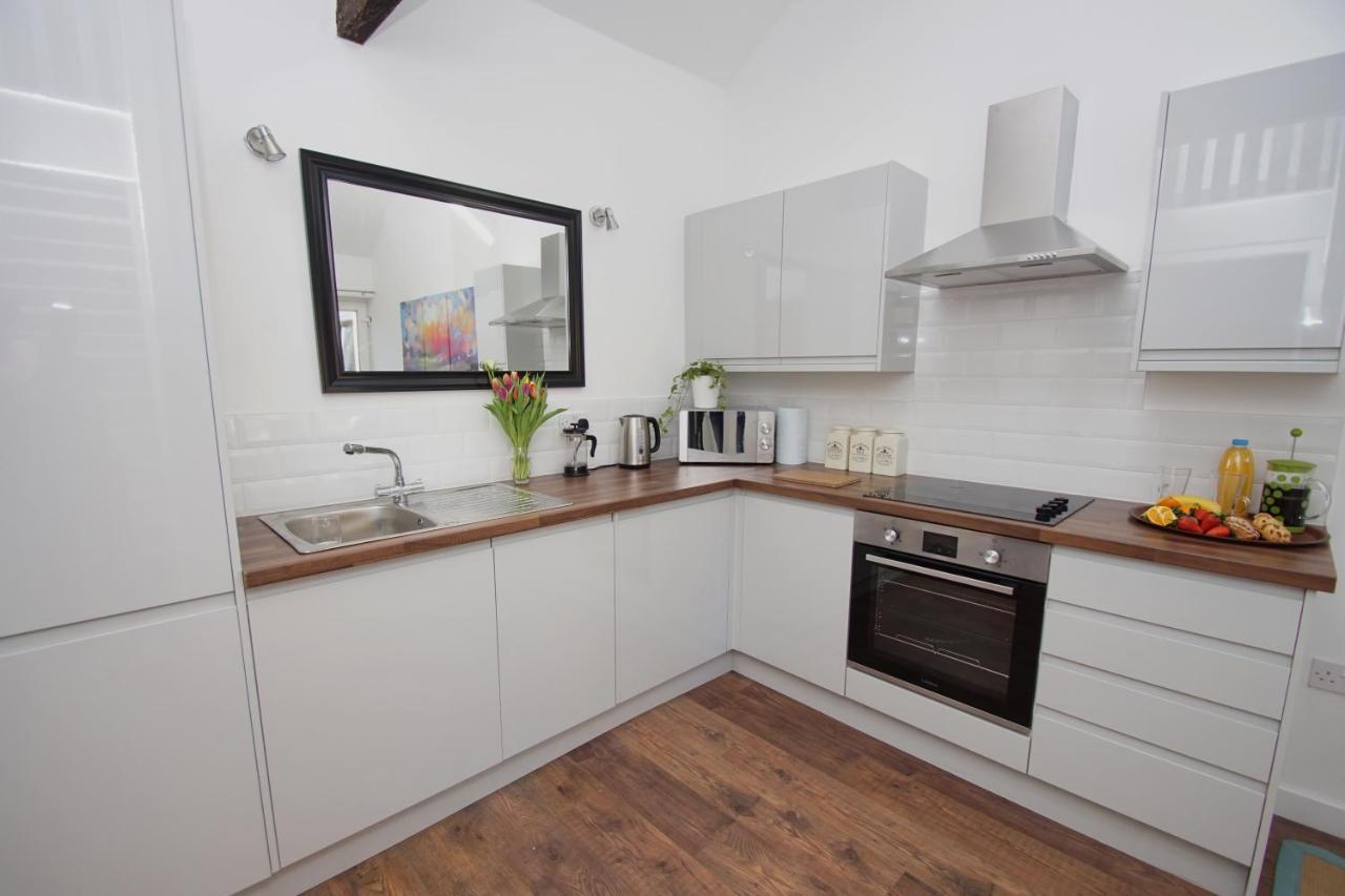 Loft Style Apartment For 4, 1 Broadhurst Court, Close To Town, Station & Hospital Στόκπορτ Εξωτερικό φωτογραφία